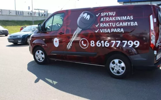Kokių veiksmų imti jei užstrigo raktas spynoje?